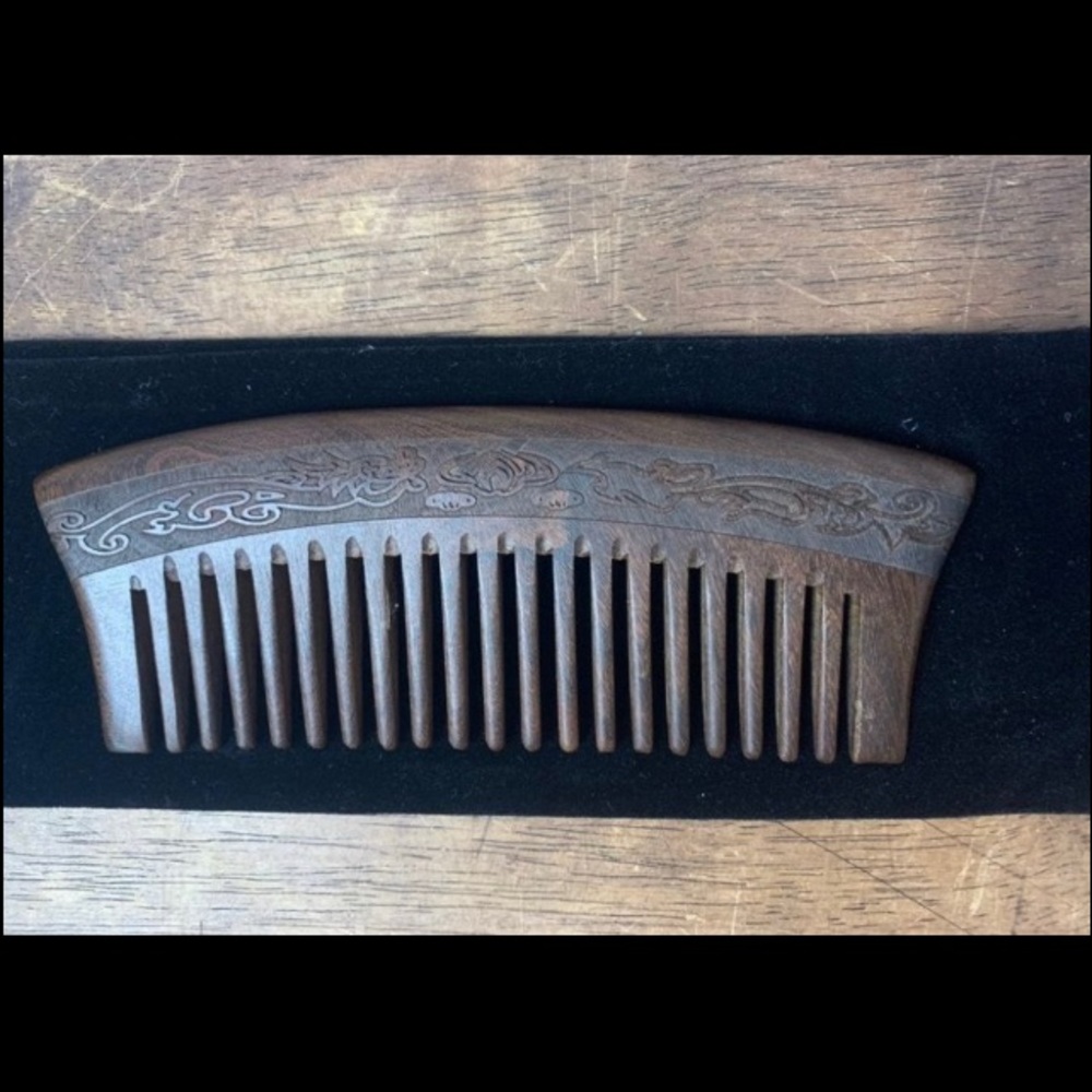 Beard Wooden Comb Grooming Hair Tangles Salon Unique Gift Love